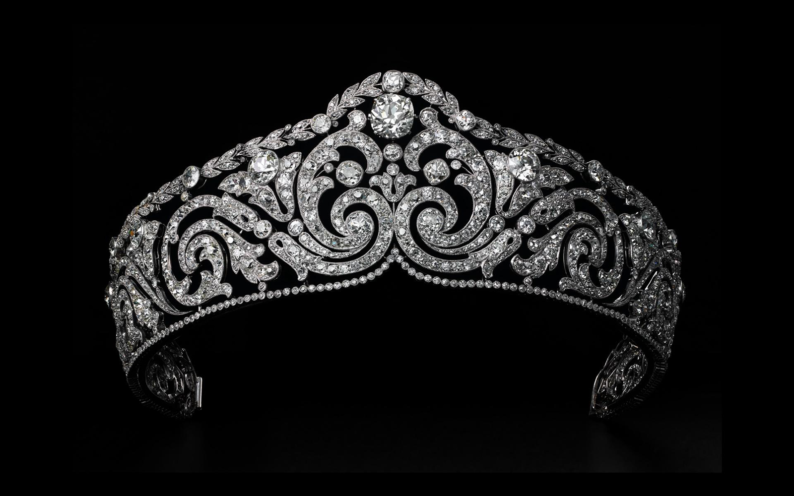 Diamond tiara from Cartier Exhibition at National Gallery of Victoria, Melbourne.