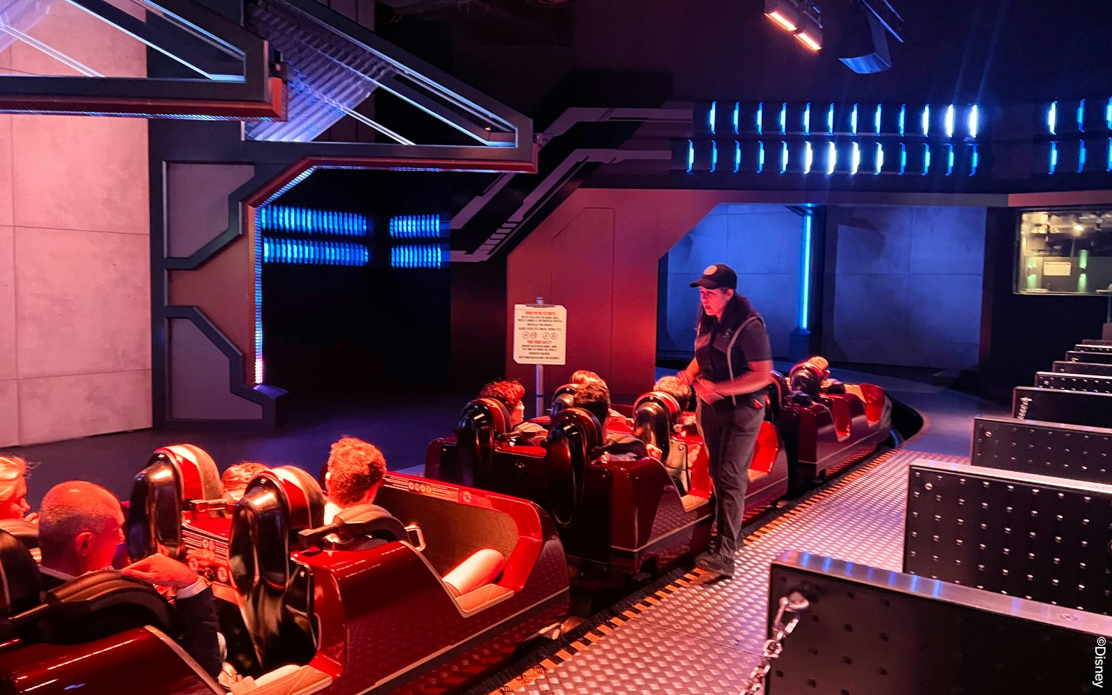 Avengers Assemble Flight Force ride at Disneyland Paris with Iron Man and Captain Marvel.