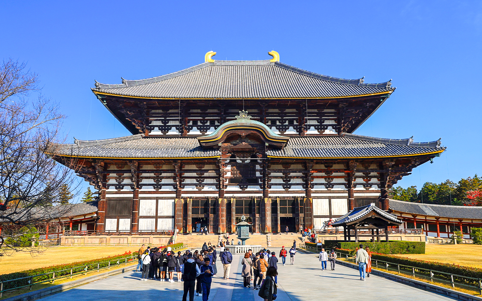 Todaiji Temple in Nara with visitors, part of Nara and Kyoto One-Day Bus Tour.