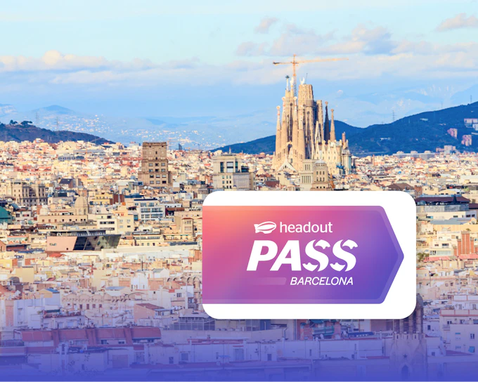 Headout Barcelona Pass: Sagrada Familia, Park Güell, Casa Batllo + Unlimited Public Transport & more