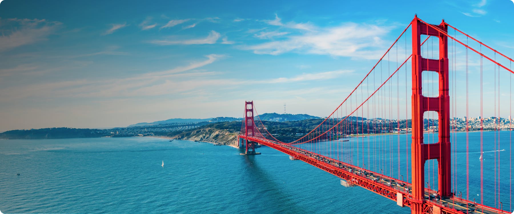 Golden Gate Bridge spanning San Francisco Bay.