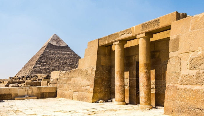 Khafre Temple with the Pyramid of Khafre in the background, Giza, Egypt.