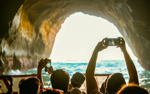 ab portimão: bootstour zur benagil-höhle und zum strand von marinha bei sonnenuntergang-2