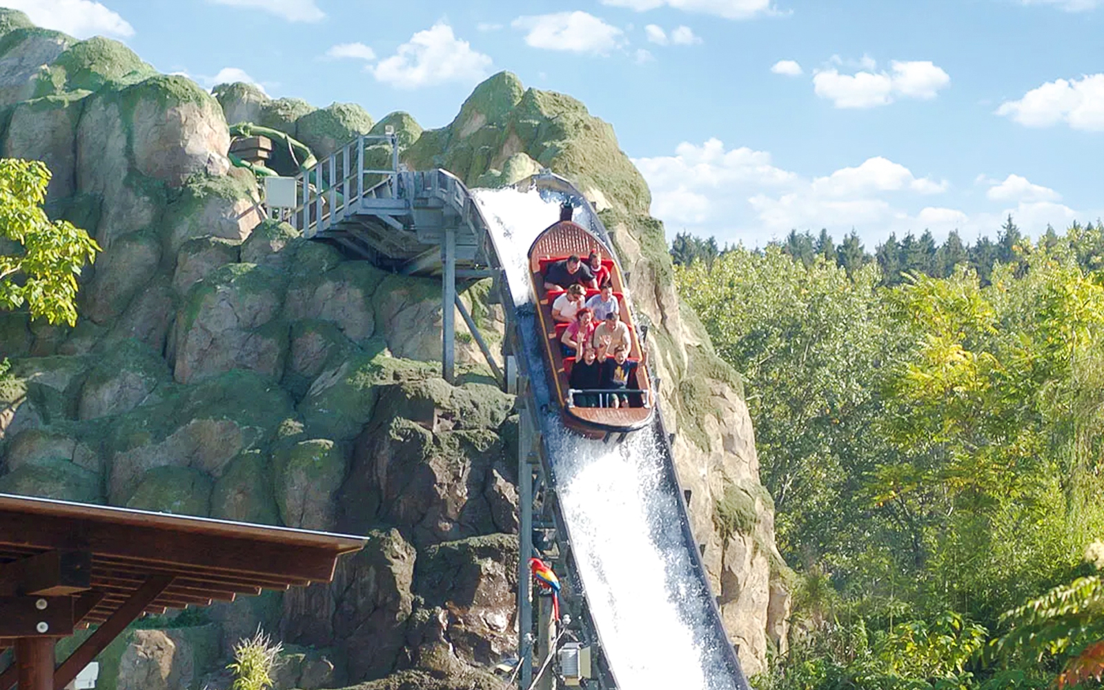 Guests on a water ride at LEGOLAND Deutschland.