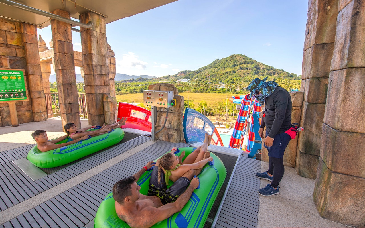 Combo: biglietti per Andamanda Water Park + Spettacolo al Siam Niramit — 3