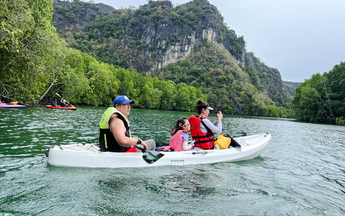 4 Hours Kilim Mangrove Kayaking Tour with Lunch