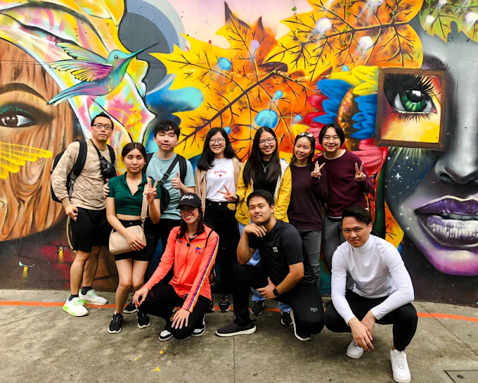 Medellín Comuna 13 Graffiti Walking Tour with Local Tastings (Product 53102)