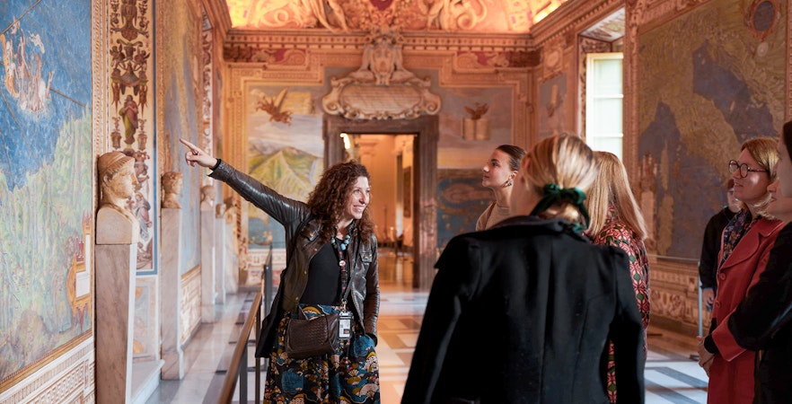 Tour guide with private tour group