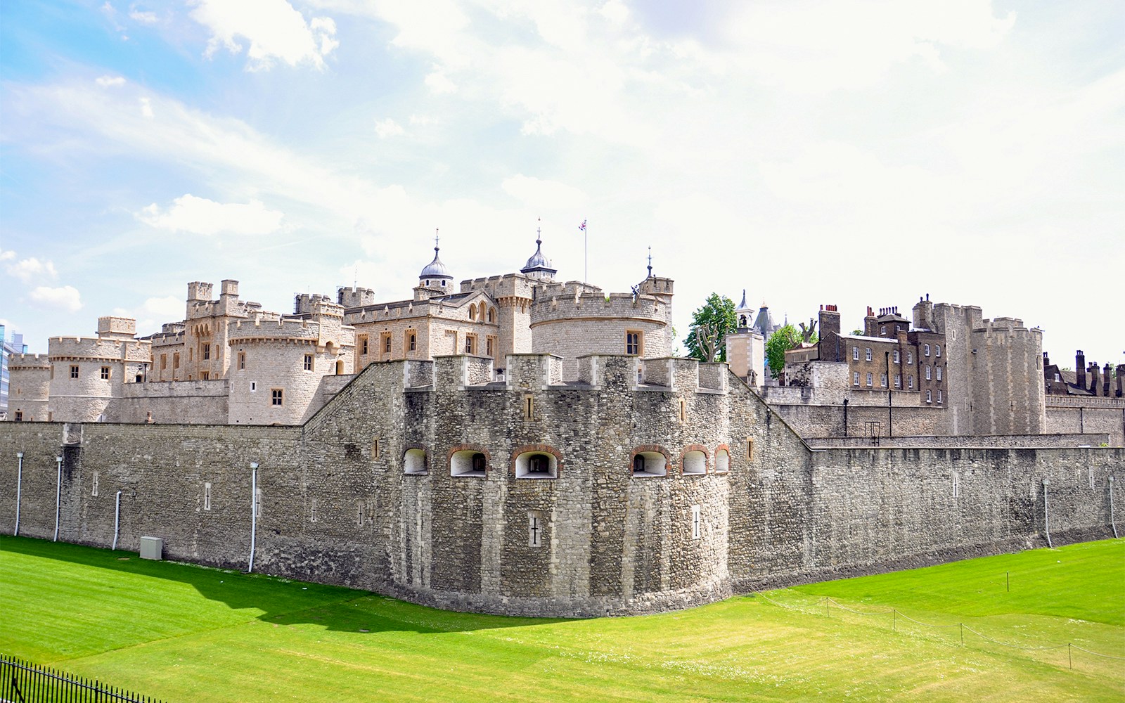 tower of london architecture