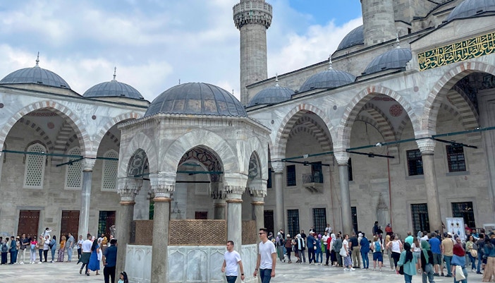 Plan your visit to the Blue Mosque
