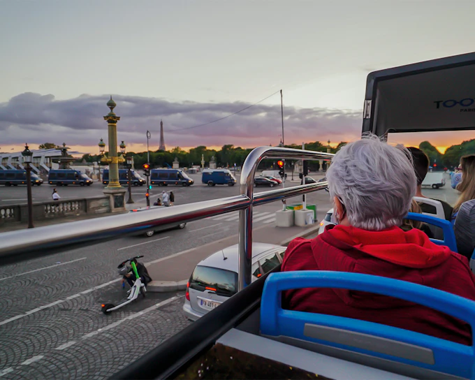Tootbus: Paris Hop-on Hop-off Bus Tour with Night Tour