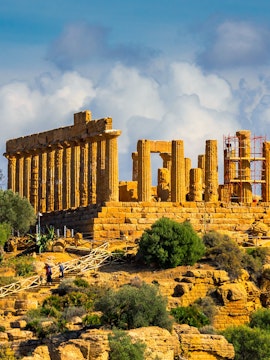 Greek Temple of Juno ruins in the Valley of the Temples, Agrigento, Italy.