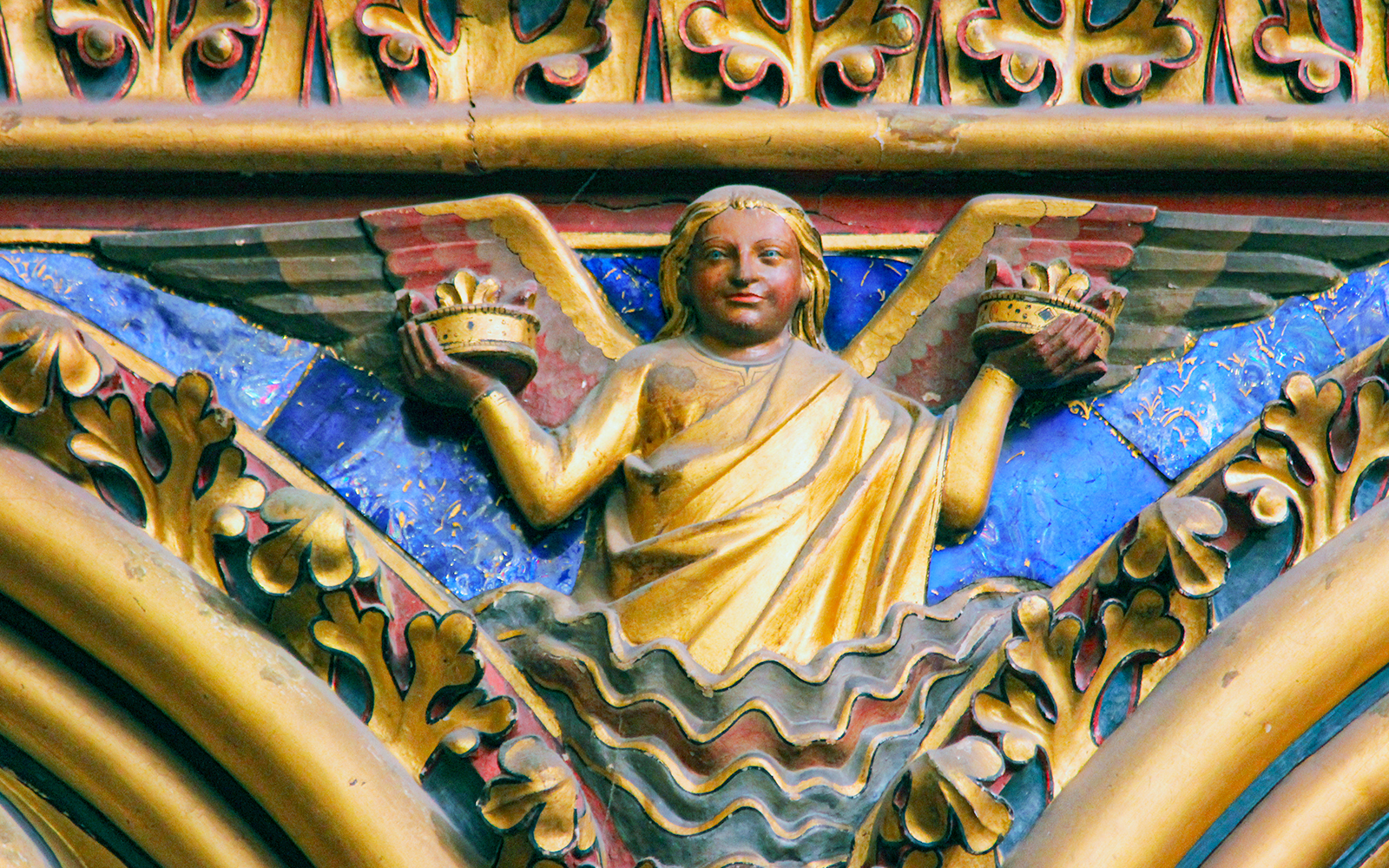 Small angelic statues in the Upper Chapel, Sainte-Chapelle, Paris.