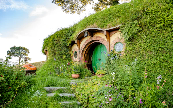 From Auckland: Hobbiton Movie Set Signature Guided Tour
