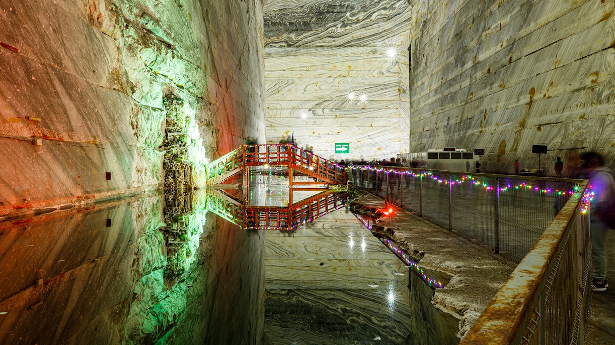 https://cdn-imgix.headout.com/media/images/0afa4eaab8e1a2df4d491d62776b4831-21323-bucharest-bucharest-slanic-salt-mine-entrance-ticket-with-transfer-05.jpg