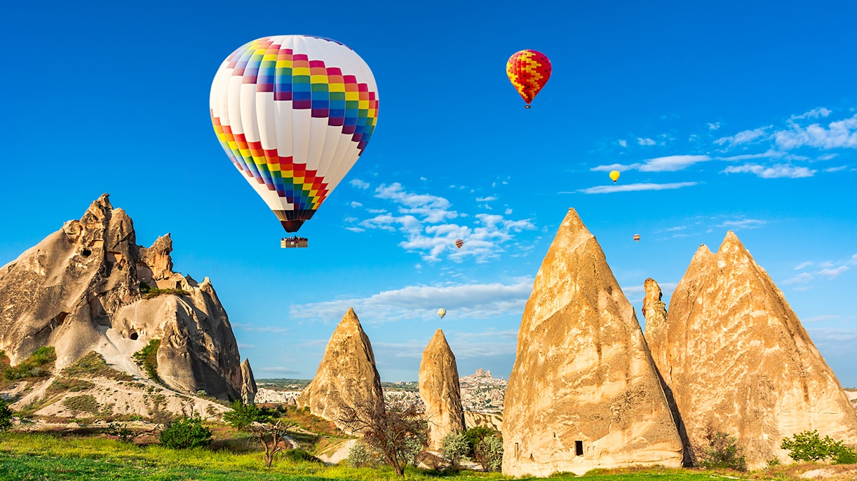 https://cdn-imgix.headout.com/media/images/0b014d873ffc1849f421d2eb0e1a0456-5286-cappadocia-goreme-valley-01.jpg