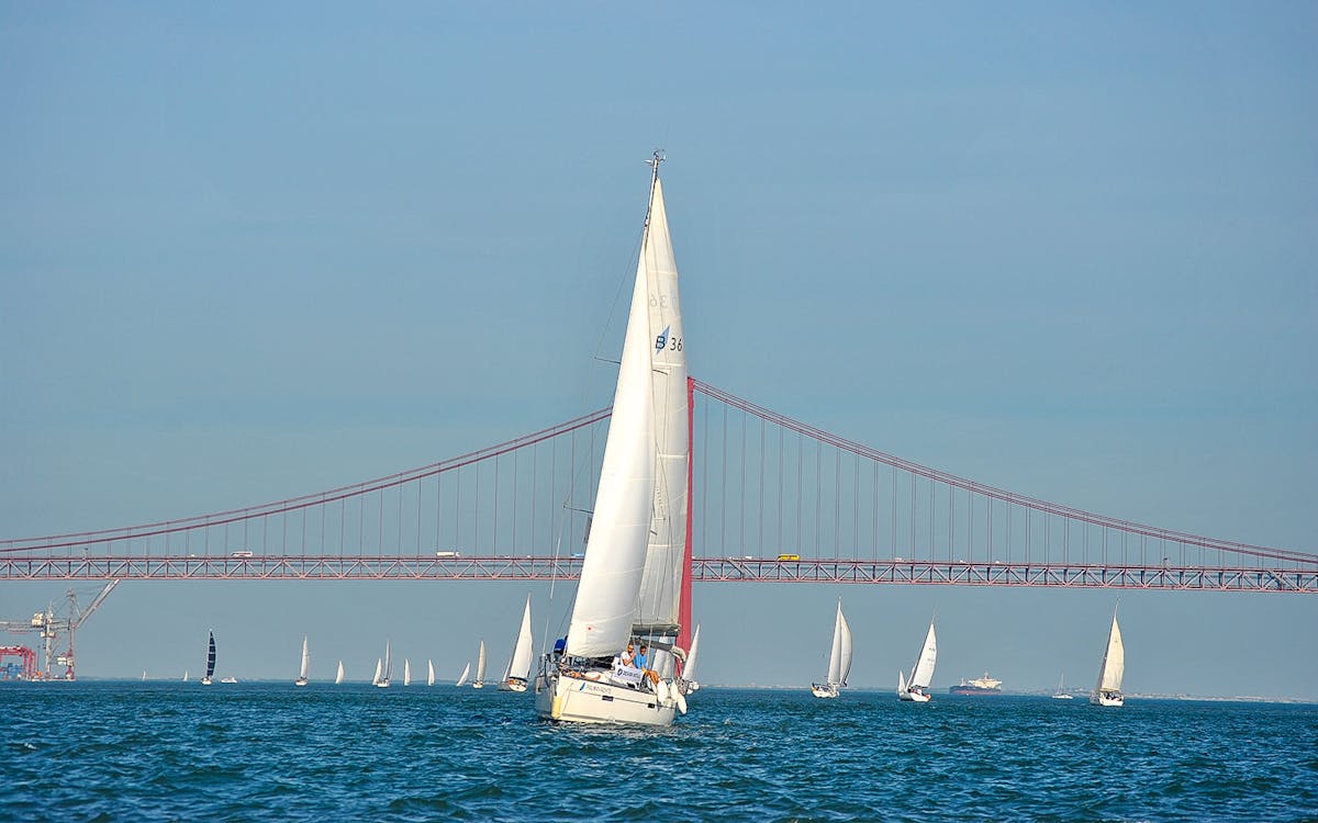 sailing cruise on tagus river-6 sailing cruise on tagus river-6