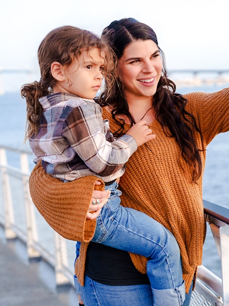 Mother and child enjoying the view on the Best of the Bay Harbor Tour, San Diego.