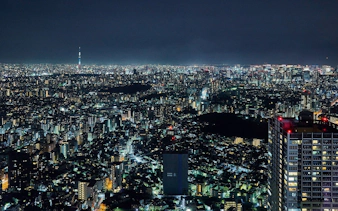 Tokyo cityscape at night from Sunshine 60 Observatory Tenbou Park.