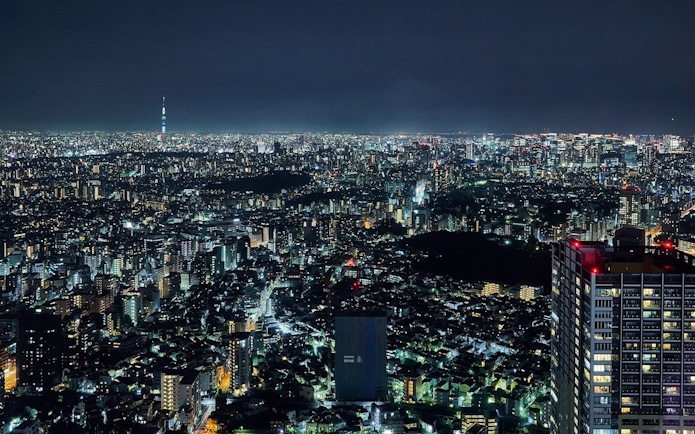 Tokyo cityscape at night from Sunshine 60 Observatory Tenbou Park.