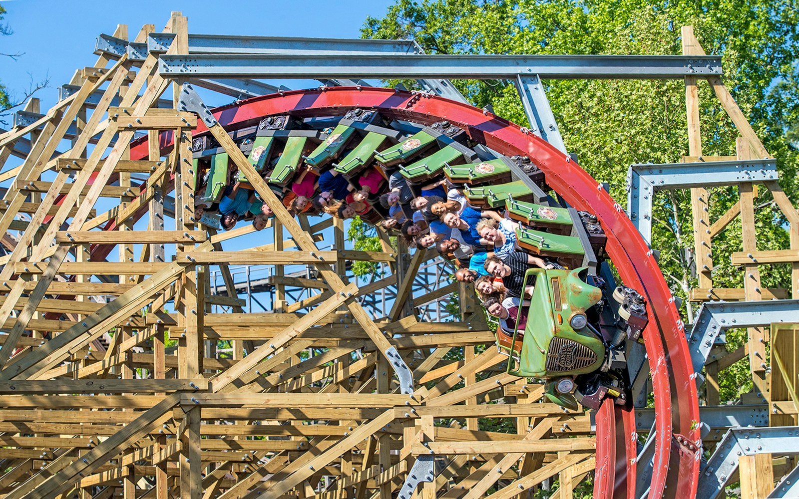 Roller coaster loop at Six Flags King's Dominion, Twisted Timbers ride.