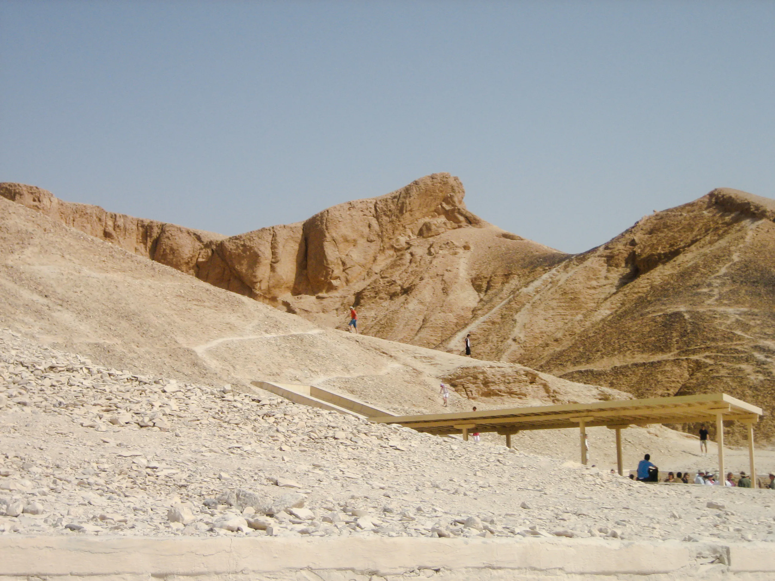 Luxor West Bank Private Tour: Valley of the Kings, Valley of the Queens & Hatshepsut Temple Image 7