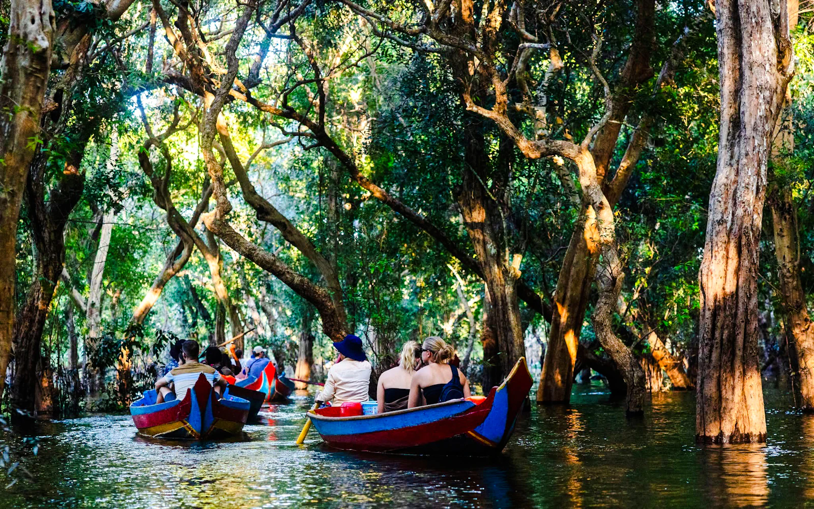 Tonle Sap Lake Sunset Boat Tour with Kampong Phluk Floating Village Visit