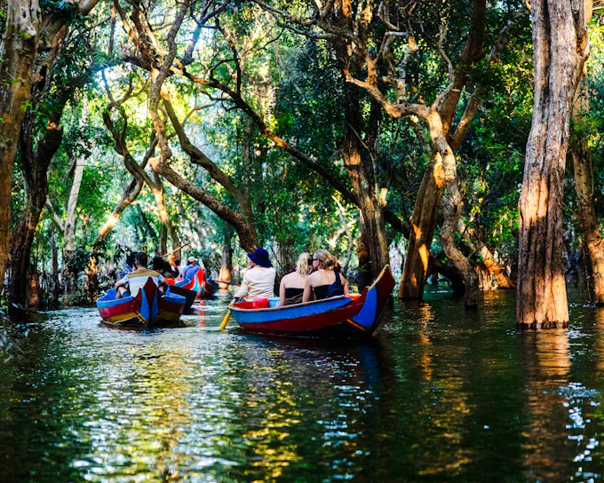 Tonle Sap Lake Sunset Boat Tour with Kampong Phluk Floating Village Visit