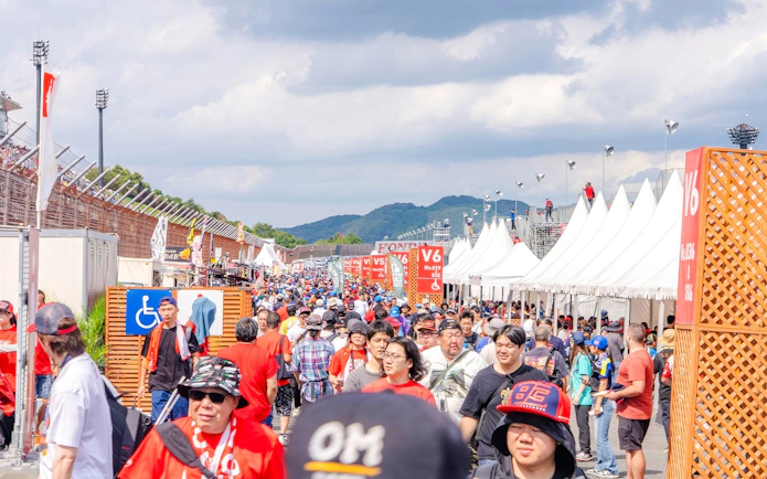 Crowd at food stalls during the Motul Grand Prix of Japan 2026.