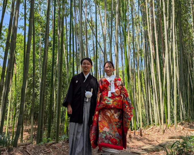 Kyoto E-Bike Tour of Bamboo Forests, Mountain Temples, and Local Sushi Lunch