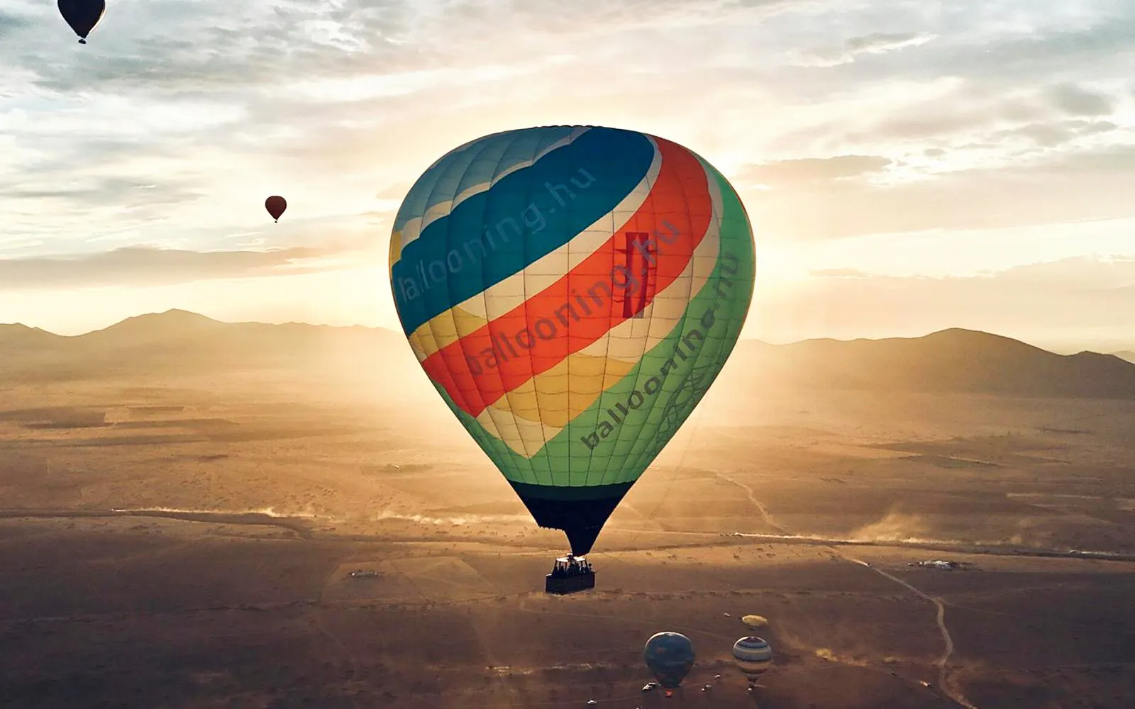 Marrakech Sunrise Hot Air Balloon Flight with Luxury Rooftop Breakfast
