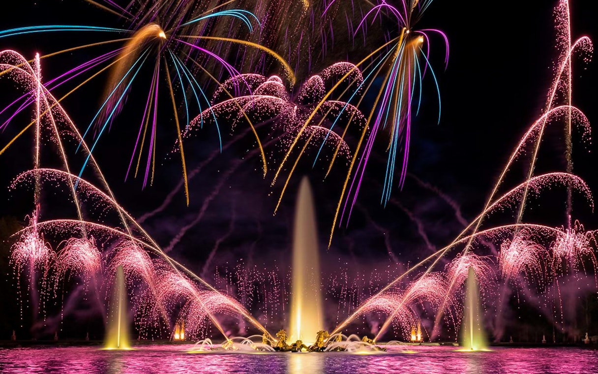 Fireworks and fountains at Palace of Versailles Night Fountain Show.