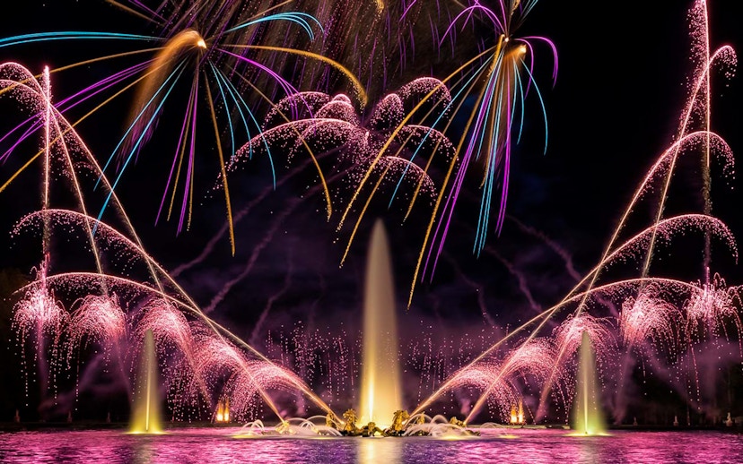 Fireworks and fountains at Palace of Versailles Night Fountain Show.
