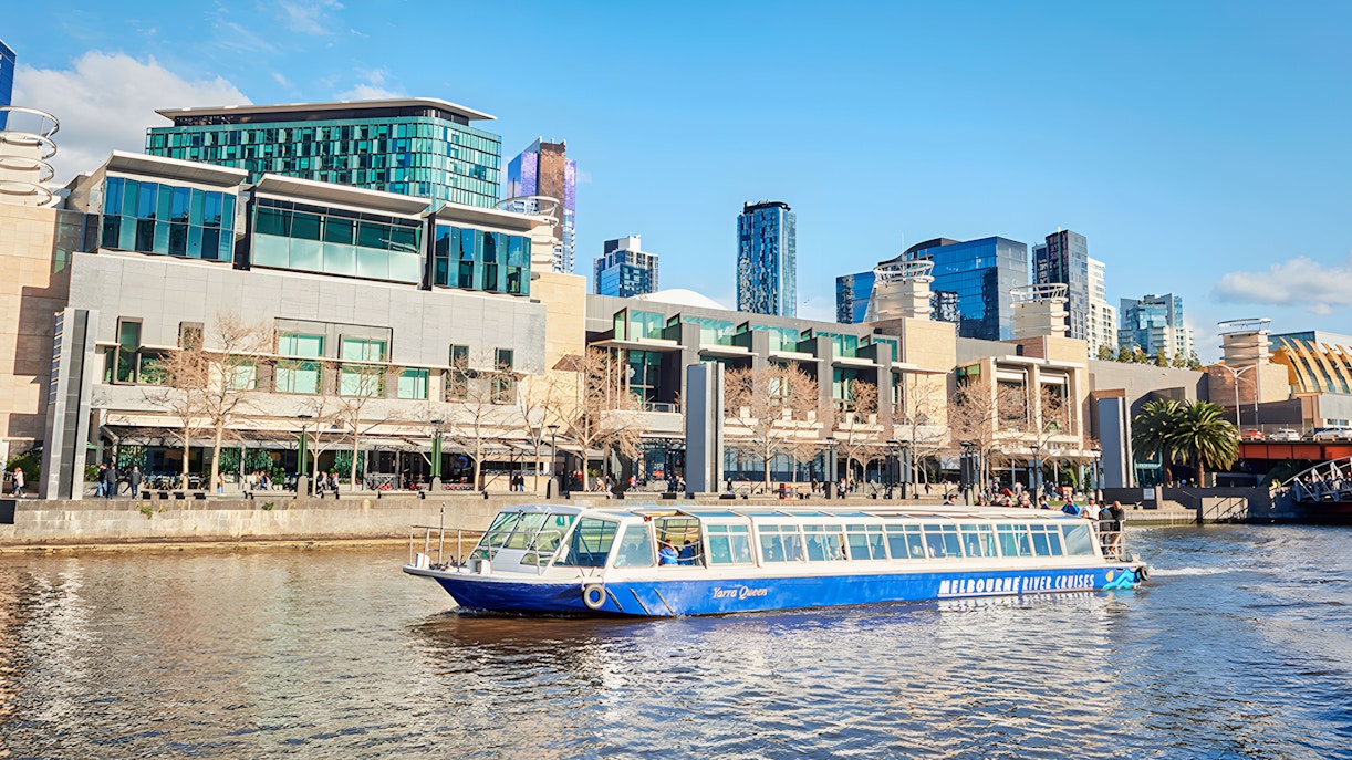Melbourne City and Williamstown Ferry Cruise