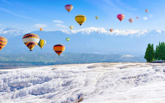pamukkale’de gün doğumu sırasında sıcak hava balonu uçuşu-5
