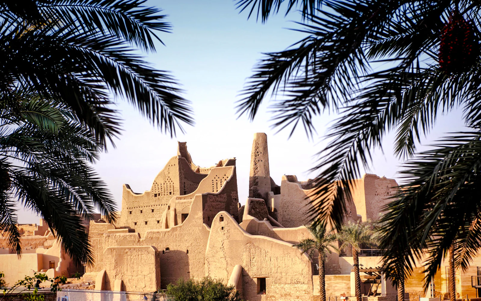 Riyadh City Landmarks Guided Tour with Transfers: Diriyah At-Turaif & VIA Riyadh Image 2