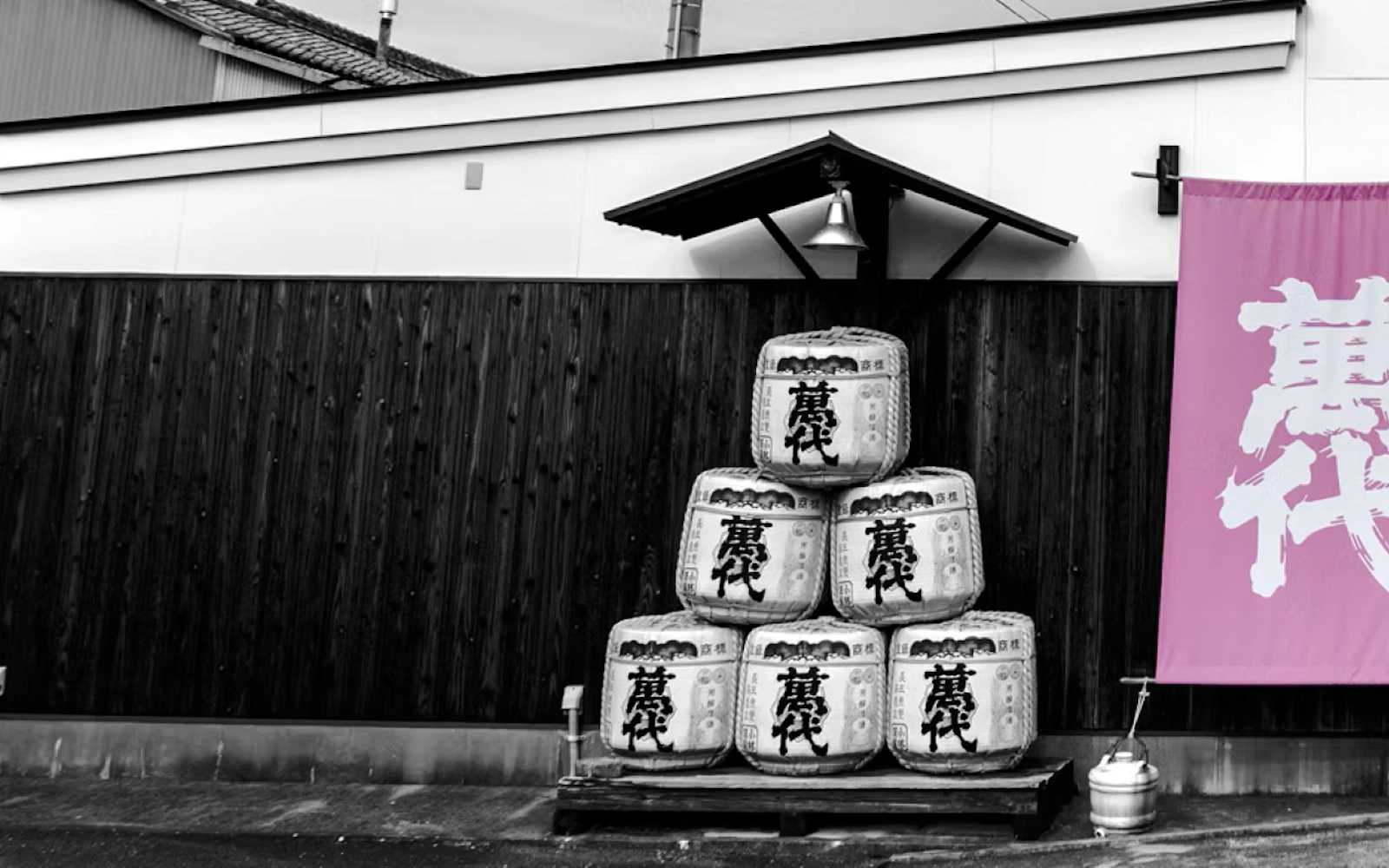 Fukuoka: Kobayashi Shuzo Honten Sake Brewery Guided Tour and Tasting