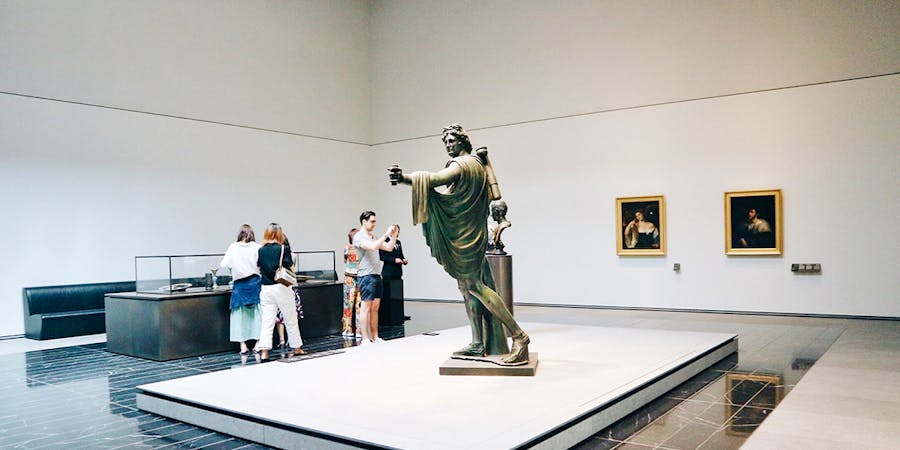 Dubai in april - louvre abu dhabi 