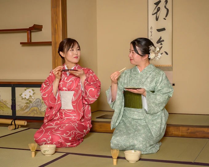 Tea Ceremony with Kimono Experience at Shinjuku (1749)