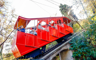 santiago hop-on hop-off otobüs turu: 2 güzergâh + cerro san cristóbal teleferiği ve santa carolina şarap turu-3