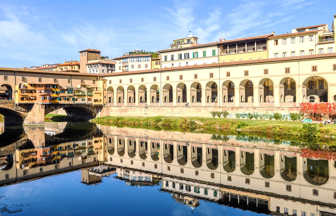 Vasari Corridor view on Medici's Mile Guided Walking Tour in Florence, Italy.