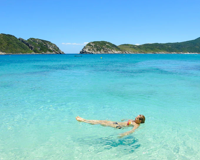 From Rio de Janeiro: Arraial do Cabo Day Trip with Boat Tour and Lunch (Product 55916)