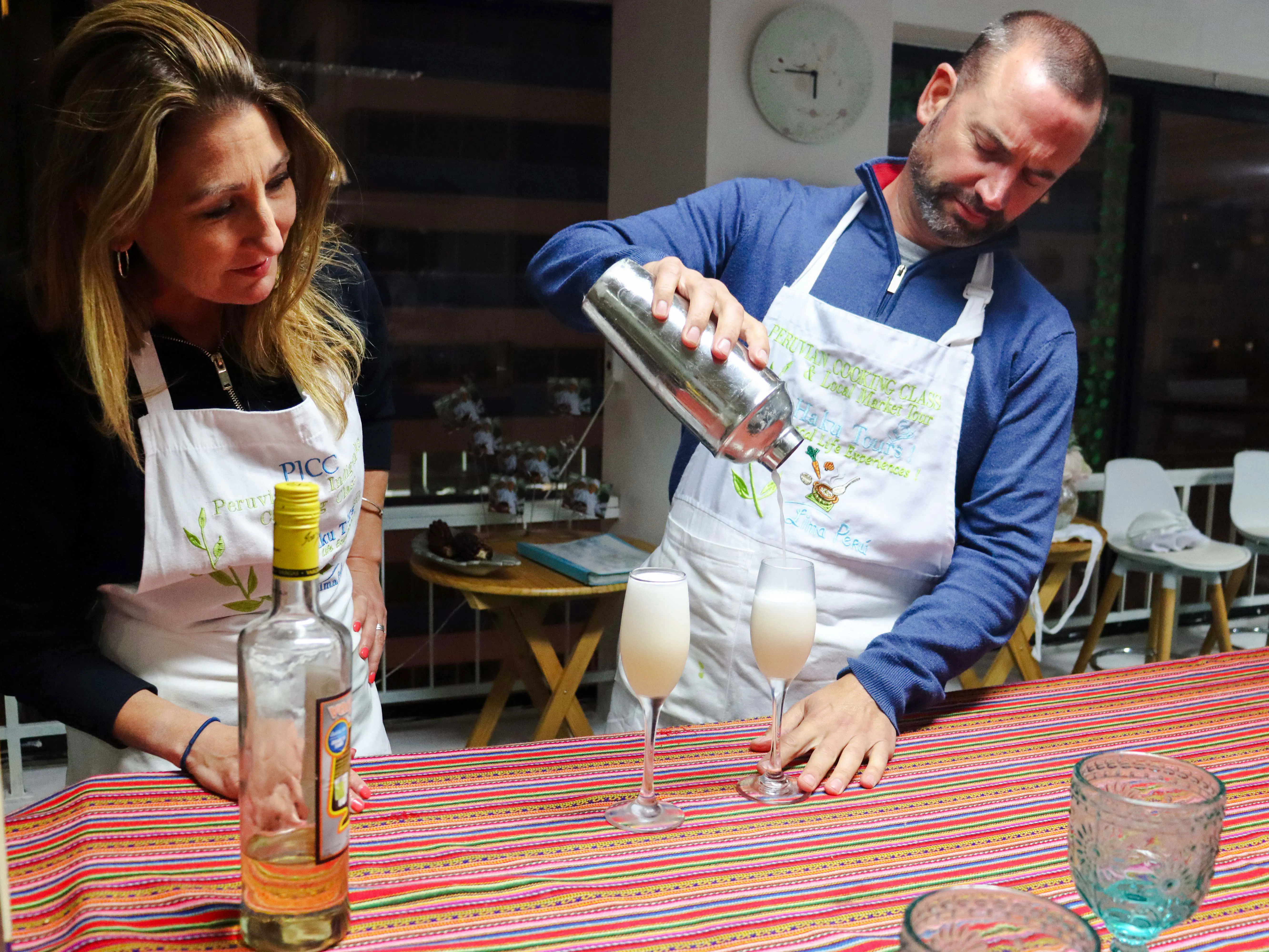 Lima Pisco Sour and Passion Fruit Cocktail-Making Class Image 3