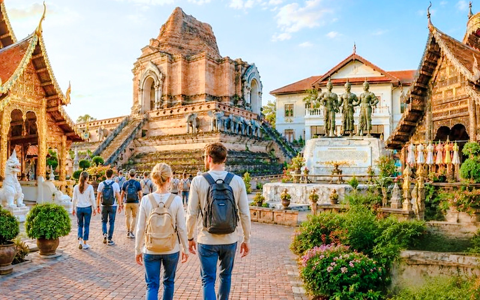 Chiang Mai Old City Temples Walking Tour Image 12