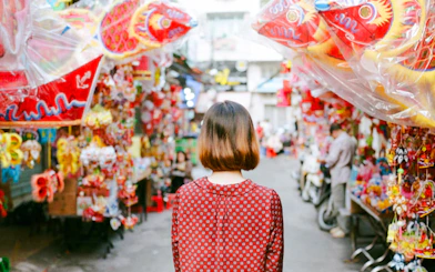 Ho Chi Minh City Walking Tour: 5 Trade Streets in Chinatown