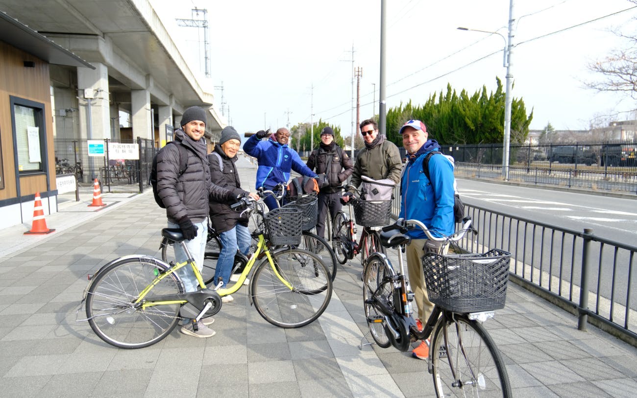 tour de bicicleta elétrica em kyoto pelas florestas de bambu, templos nas montanhas e almoço de sushi local-2
