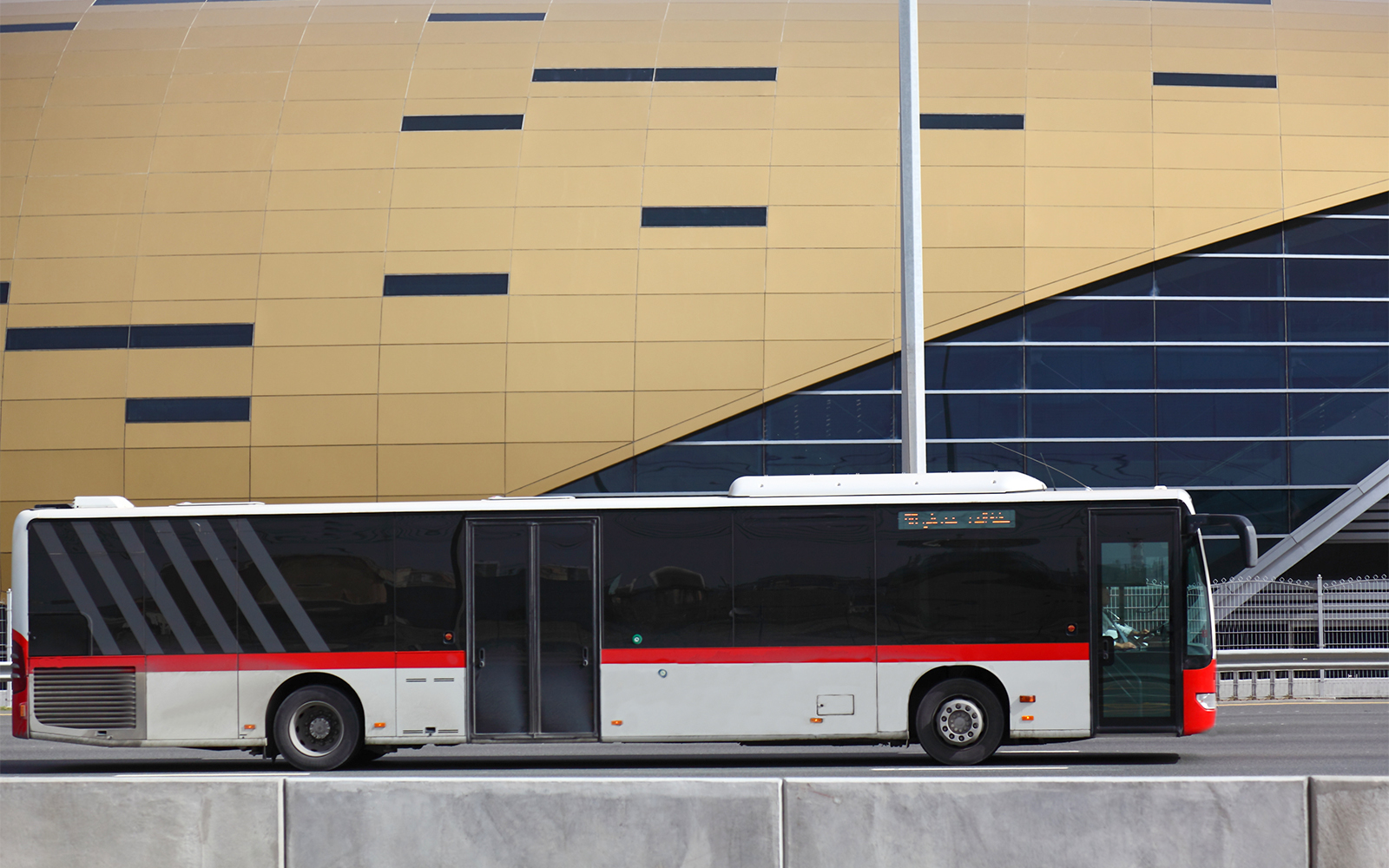 Dubai Airport Transfers - Bus Transfers