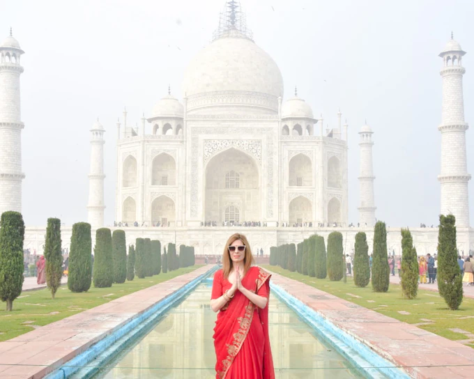 Delhi: Private Taj Mahal Tour with Professional Photographer