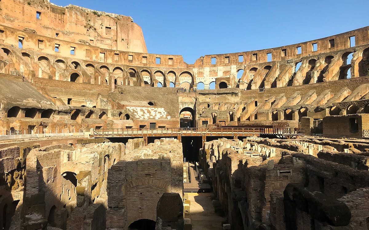 tour guiado semiprivado evitando la cola para al coliseo, la arena y el foro romano-2 tour guiado semiprivado evitando la cola para al coliseo, la arena y el foro romano-2