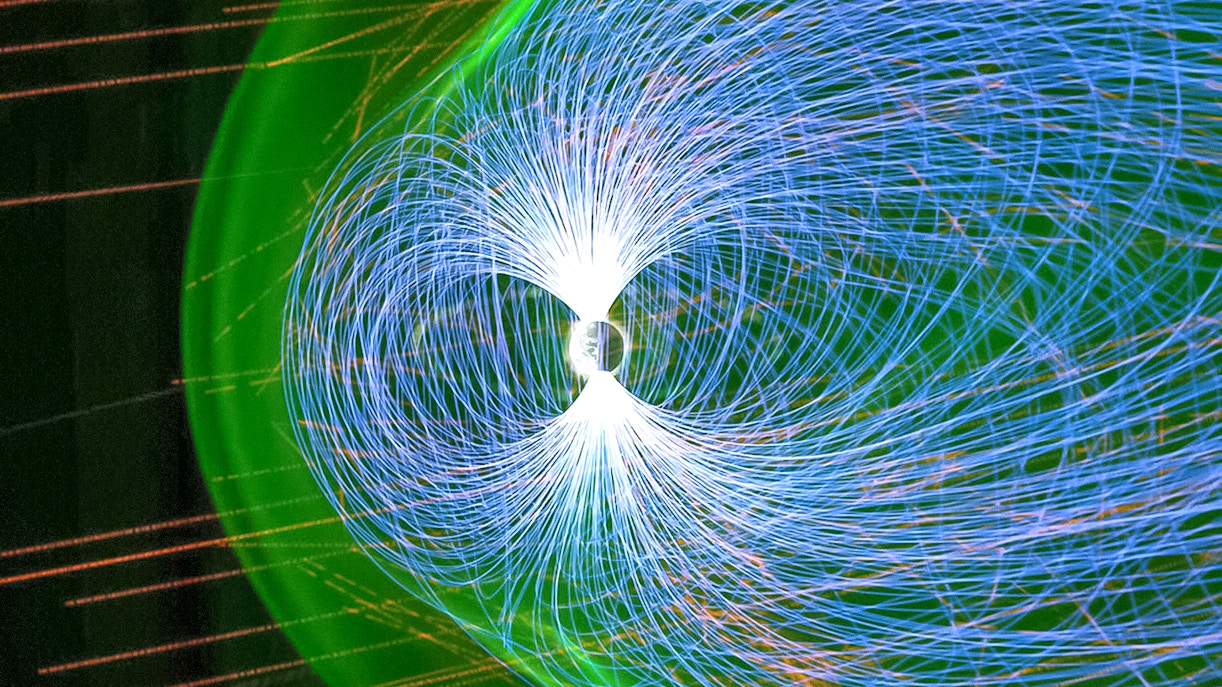 Visualization of Earth's magnetic field lines at the American Museum of Natural History exhibition.